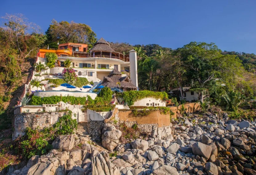 Oceanfront villa in Puerto Vallarta